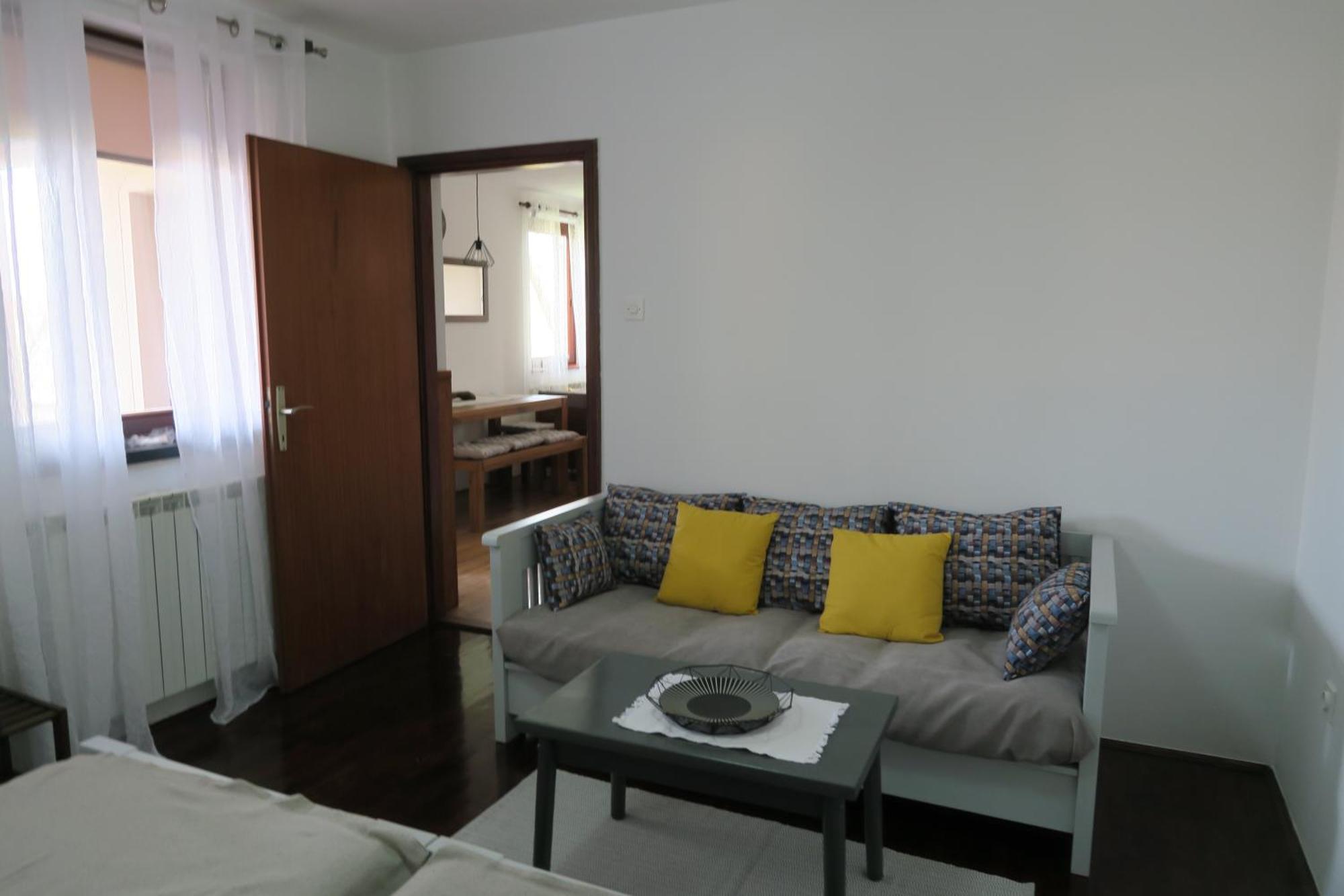 Apartments And Rooms Stefanac Слуни Екстериор снимка