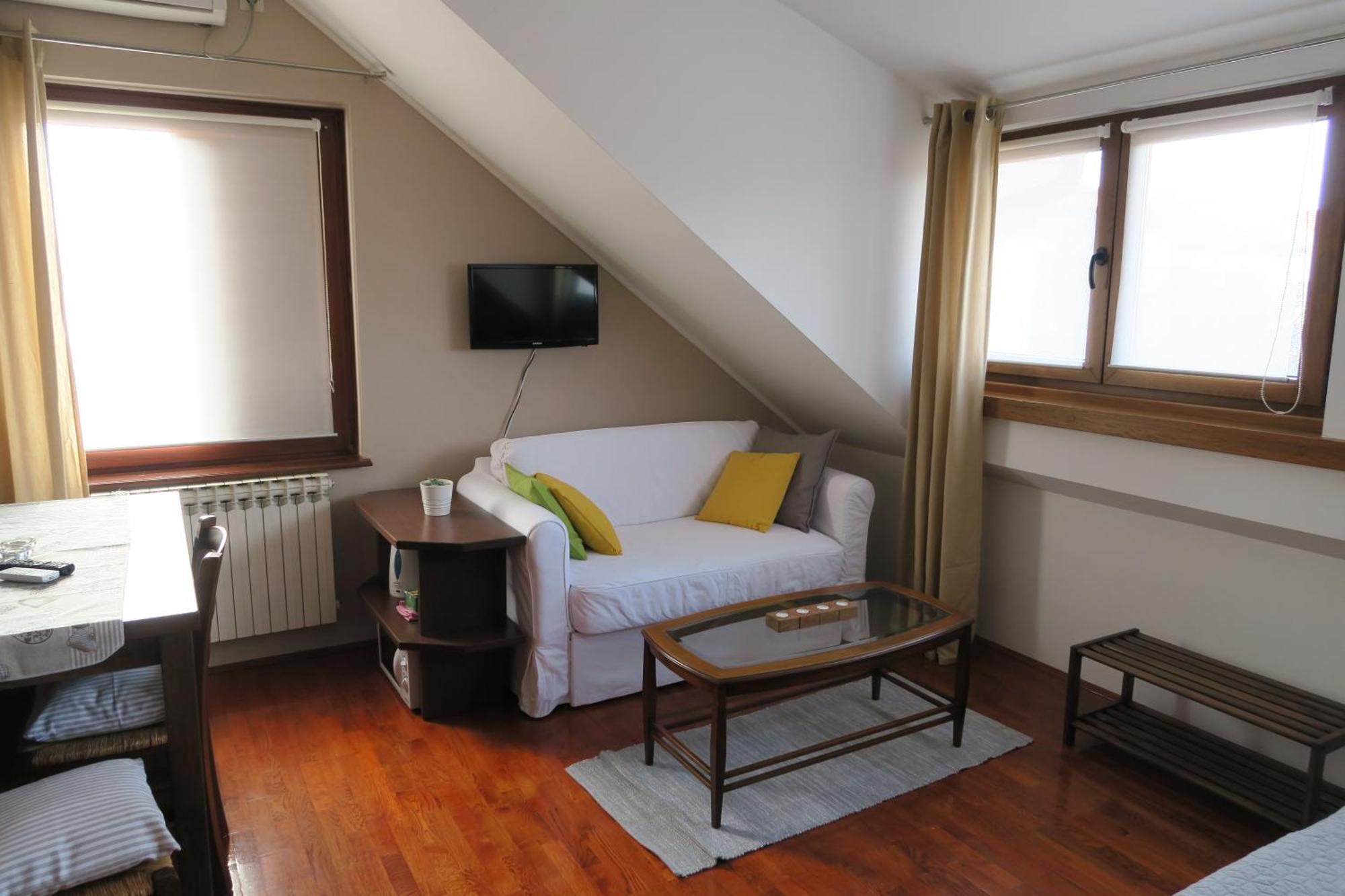 Apartments And Rooms Stefanac Слуни Екстериор снимка